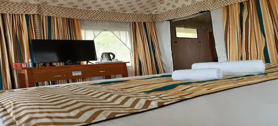 Mountain View Tent — panoramic window view of the peaks